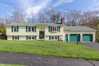 20 Taschereau Boulevard, Nashua, NH 03062