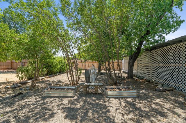 4215 Oro Street, Redding, CA 96001