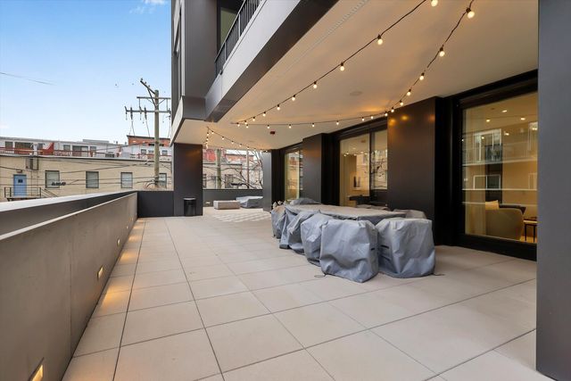 21 N May Street 501, Chicago, IL 60607