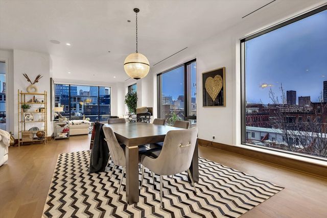 21 N May Street 501, Chicago, IL 60607