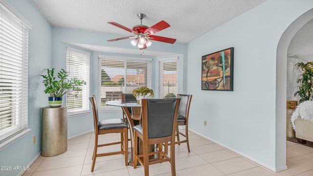 408 E MEADOWS Lane, Gilbert, AZ 85234