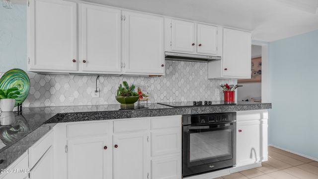 408 E MEADOWS Lane, Gilbert, AZ 85234