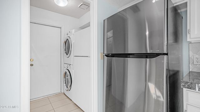 408 E MEADOWS Lane, Gilbert, AZ 85234