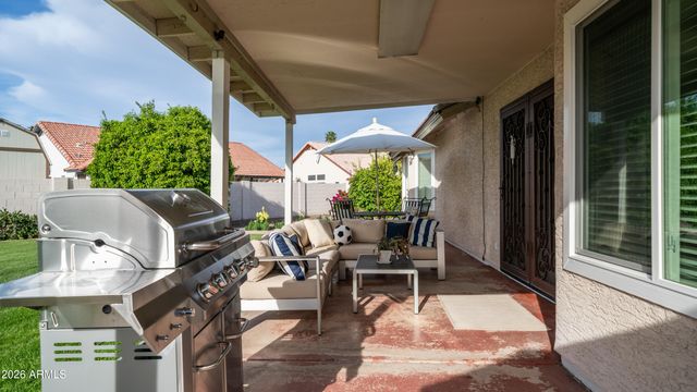 408 E MEADOWS Lane, Gilbert, AZ 85234