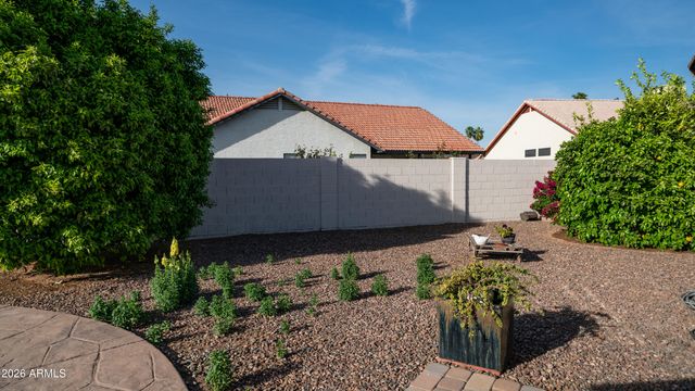 408 E MEADOWS Lane, Gilbert, AZ 85234