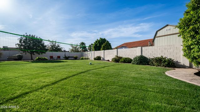 408 E MEADOWS Lane, Gilbert, AZ 85234