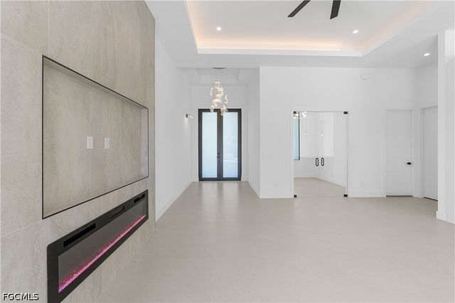 109 SW 34th AVE, Cape Coral, FL 33991