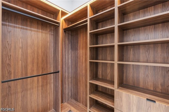 109 SW 34th AVE, Cape Coral, FL 33991