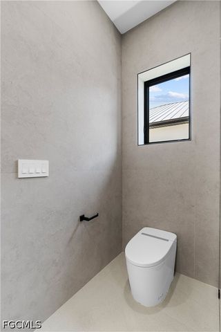 109 SW 34th AVE, Cape Coral, FL 33991