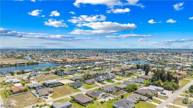 109 SW 34th AVE, Cape Coral, FL 33991