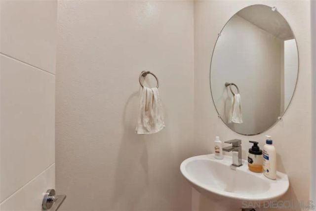 1455 Banahaw Way 11, Chula Vista, CA 91915