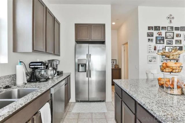 1455 Banahaw Way 11, Chula Vista, CA 91915
