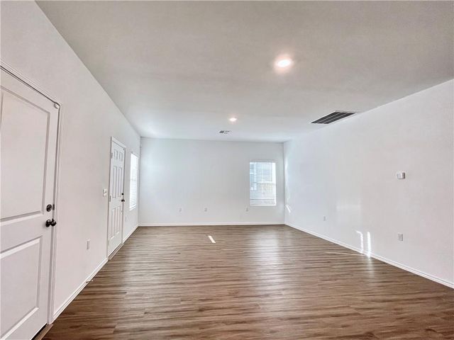 2408 Nightview DR, Pflugerville, TX 78660