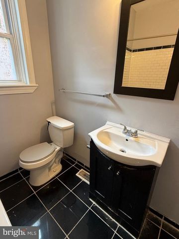 1545 N NEWKIRK ST, Philadelphia, PA 19121