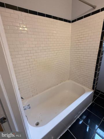 1545 N NEWKIRK ST, Philadelphia, PA 19121