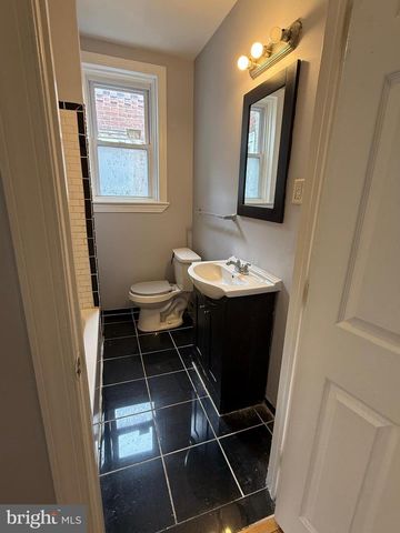 1545 N NEWKIRK ST, Philadelphia, PA 19121