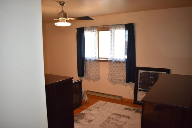 300 W 54th Place, Merrillville, IN 46410