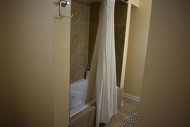 300 W 54th Place, Merrillville, IN 46410