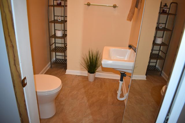 300 W 54th Place, Merrillville, IN 46410