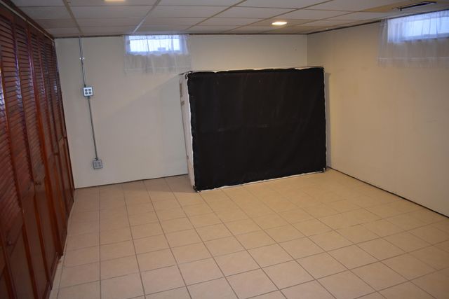 300 W 54th Place, Merrillville, IN 46410