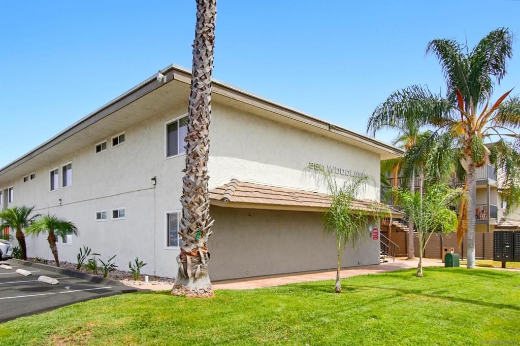 330 N Juniper Street, Escondido, CA 92025 — photo 2