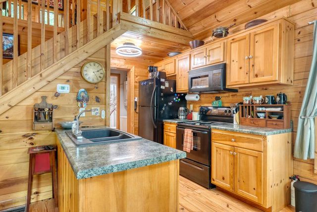 184 Beaver Ridge Road, Murphy, NC 28906