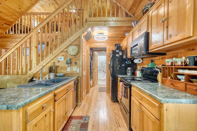 184 Beaver Ridge Road, Murphy, NC 28906