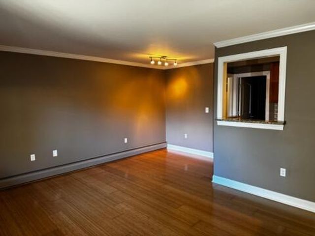 23 College Avenue Se 19, City Of Grand Rapids, MI 49503