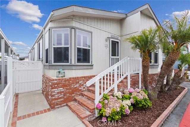 20701 Beach Boulevard 107, Huntington Beach, CA 92648