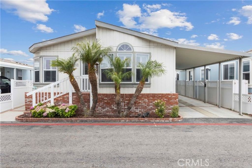 20701 Beach Boulevard 107, Huntington Beach, CA 92648