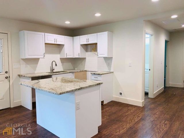 364 Brooks Avenue SW, Atlanta, GA 30310