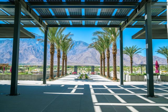 584 Fountain Drive, Palm Springs, CA 92262