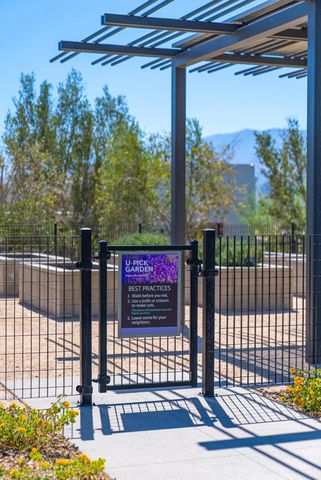 584 Fountain Drive, Palm Springs, CA 92262