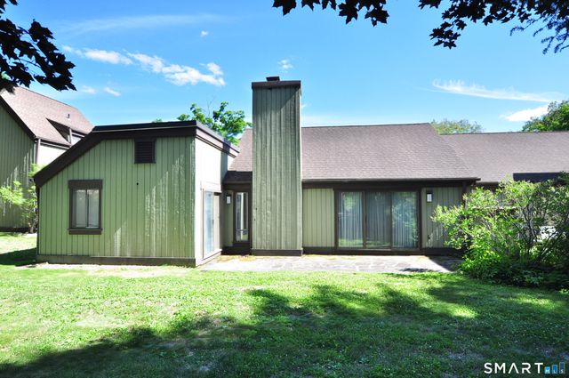 85 Heritage Village B, Southbury, CT 06488