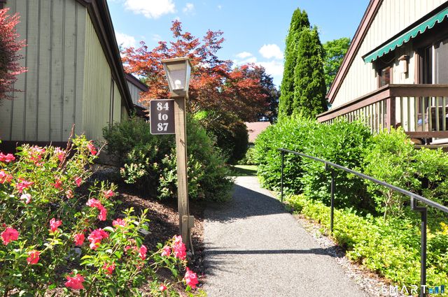 85 Heritage Village B, Southbury, CT 06488