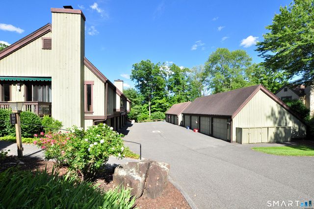 85 Heritage Village B, Southbury, CT 06488