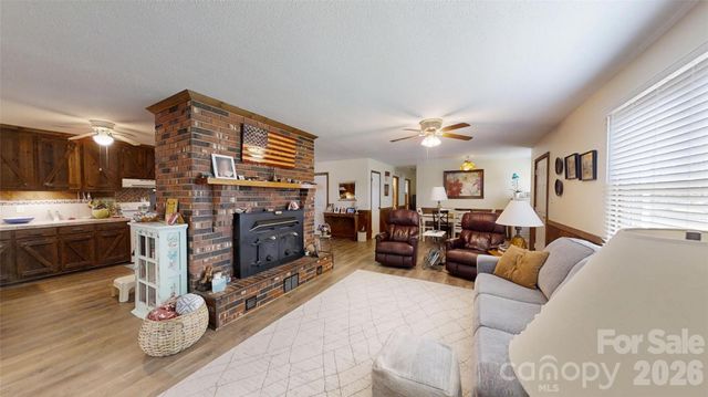 3456 E NC 27 Highway, Lincolnton, NC 28092