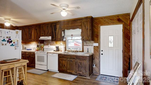 3456 E NC 27 Highway, Lincolnton, NC 28092