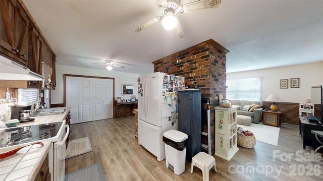 3456 E NC 27 Highway, Lincolnton, NC 28092