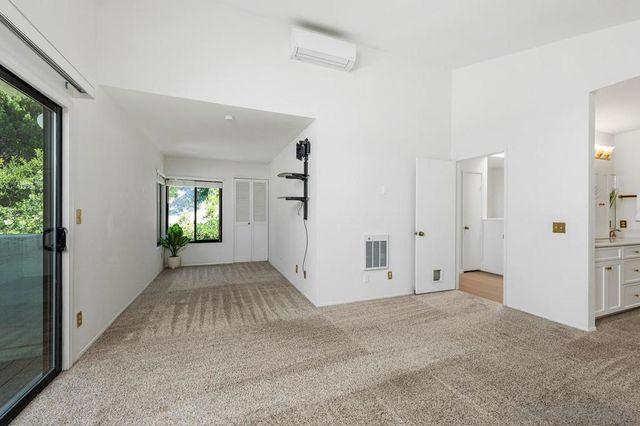 2750 Ariane Dr 135, San Diego, CA 92117