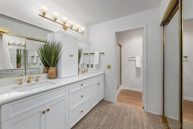 2750 Ariane Dr 135, San Diego, CA 92117
