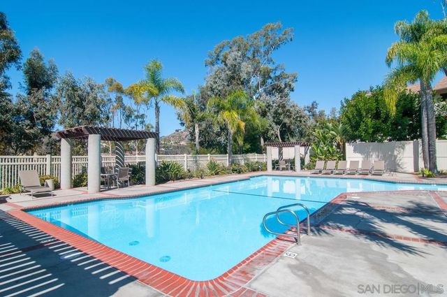 2750 Ariane Dr 135, San Diego, CA 92117