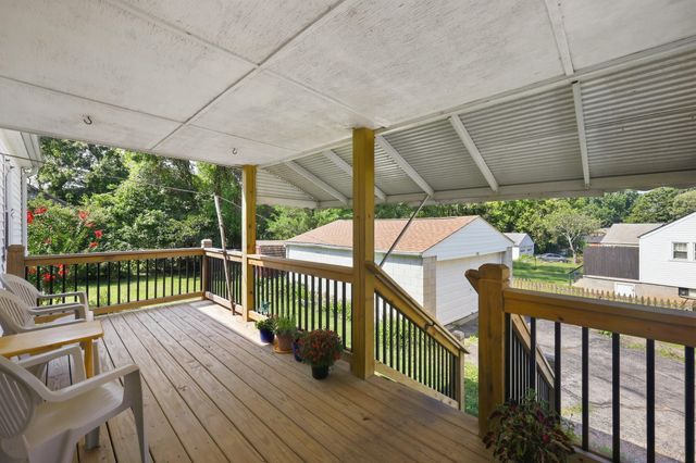 202 Lyons Drive, Frankfort, KY 40601