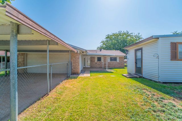 705 S 4th Street, Midlothian, TX 76065