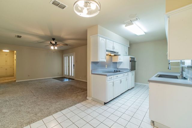 705 S 4th Street, Midlothian, TX 76065