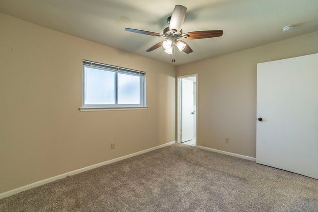 705 S 4th Street, Midlothian, TX 76065