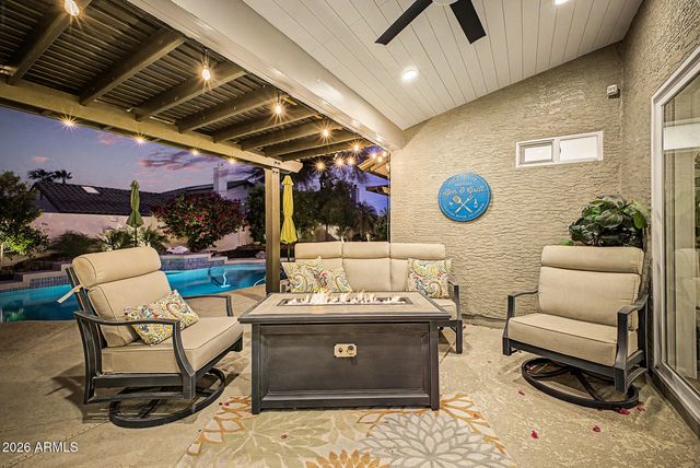 4037 E NAMBE Street E, Phoenix, AZ 85044