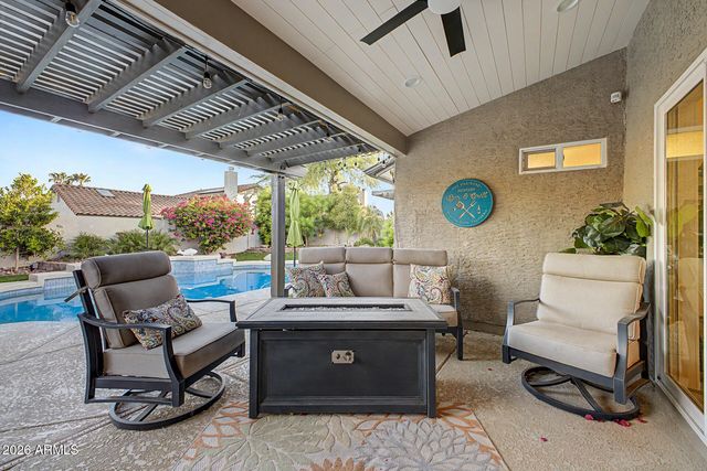 4037 E NAMBE Street E, Phoenix, AZ 85044