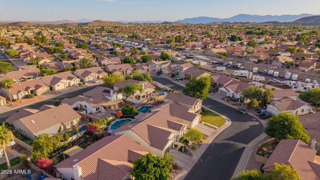 4037 E NAMBE Street E, Phoenix, AZ 85044