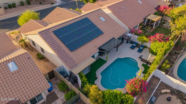 4037 E NAMBE Street E, Phoenix, AZ 85044